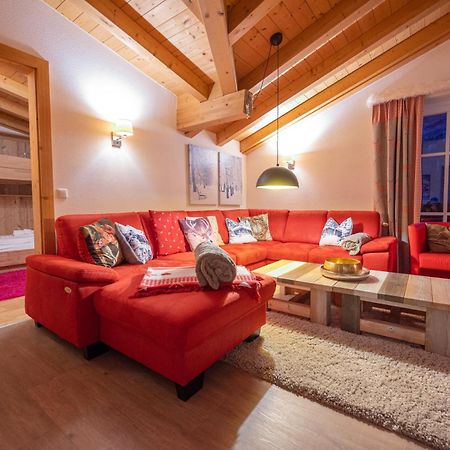 All Seasons Lodge By All In One Apartments 카프룬 외부 사진