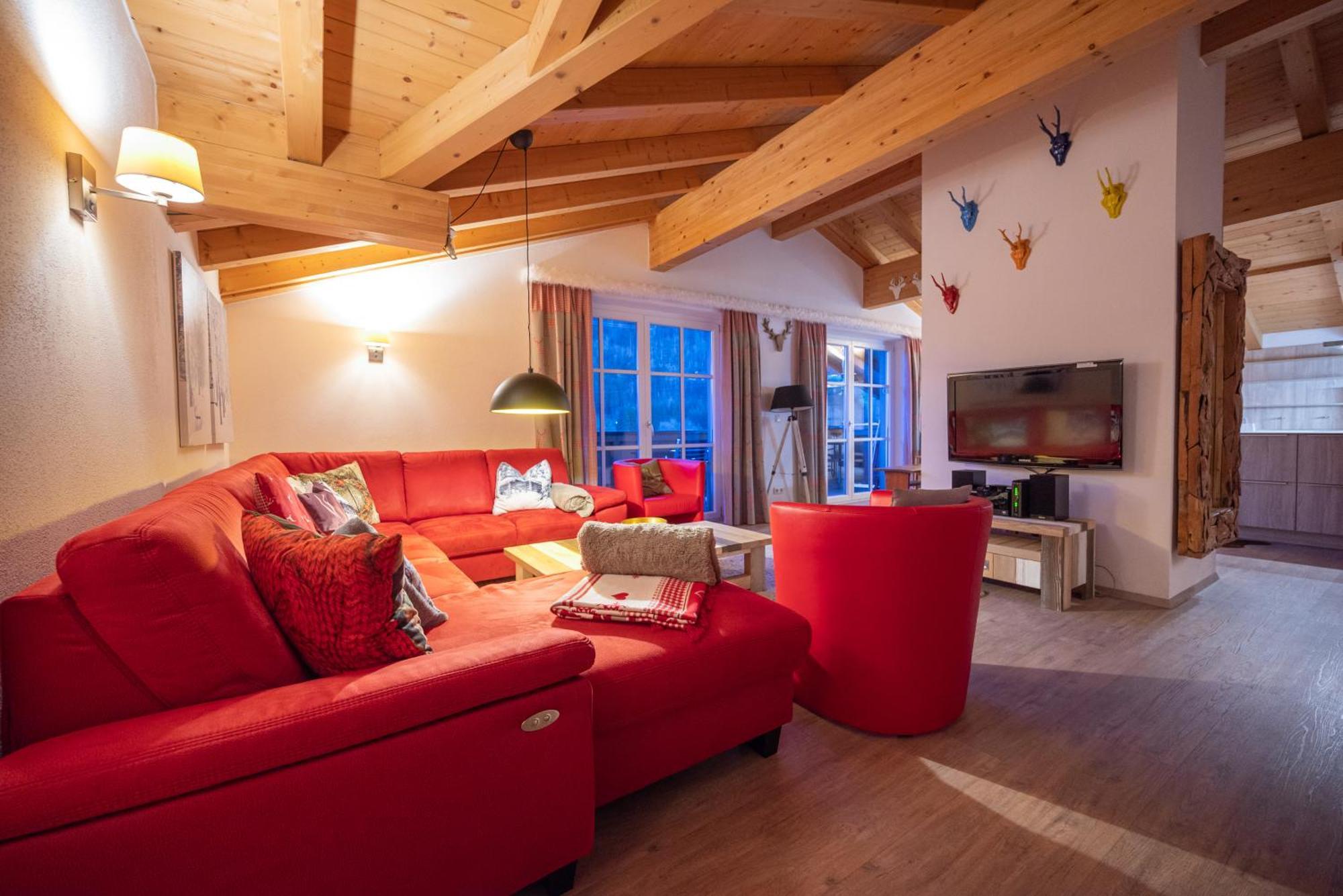 All Seasons Lodge By All In One Apartments 카프룬 외부 사진
